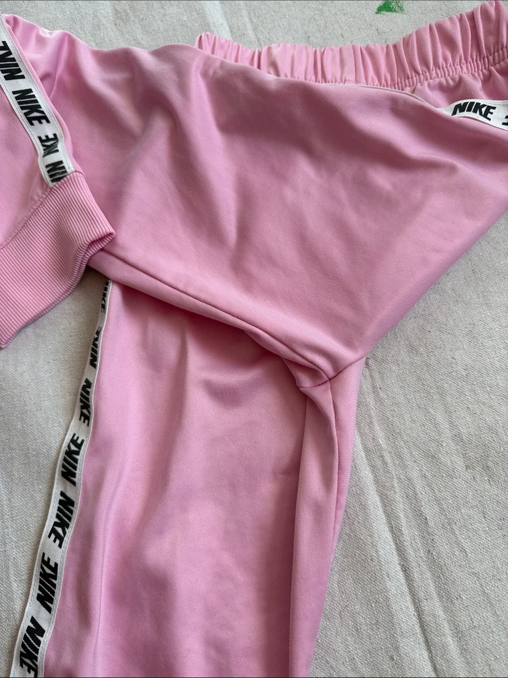 Nike soft joggers